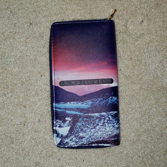 Wallet - Picture 2 of 3